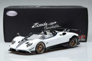 Pagani Zonda HP Barchetta Carbon Fiber White LCD 1:18 LCD18009-WH Diecast — photo 9 of 9