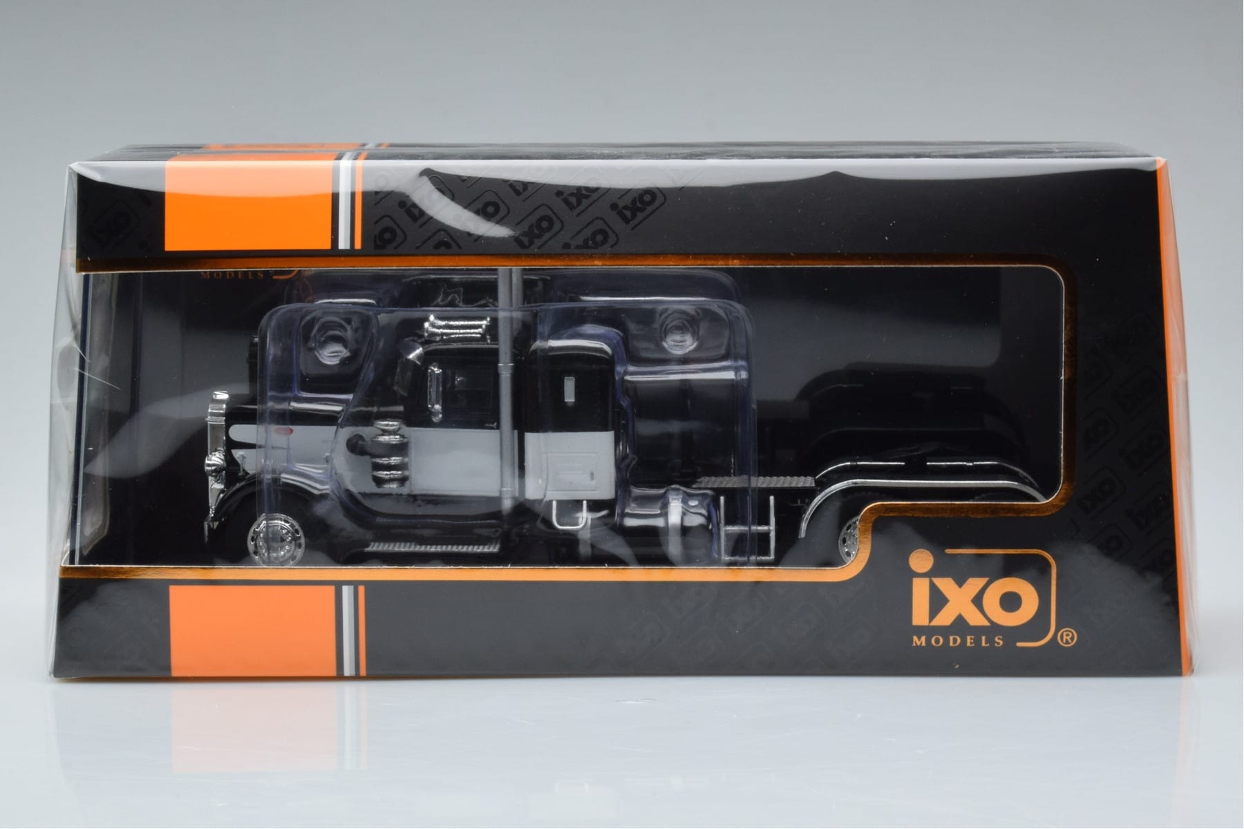 Peterbilt 350 Black IXO 1:43 TR114 Diecast — photo 6 of 6