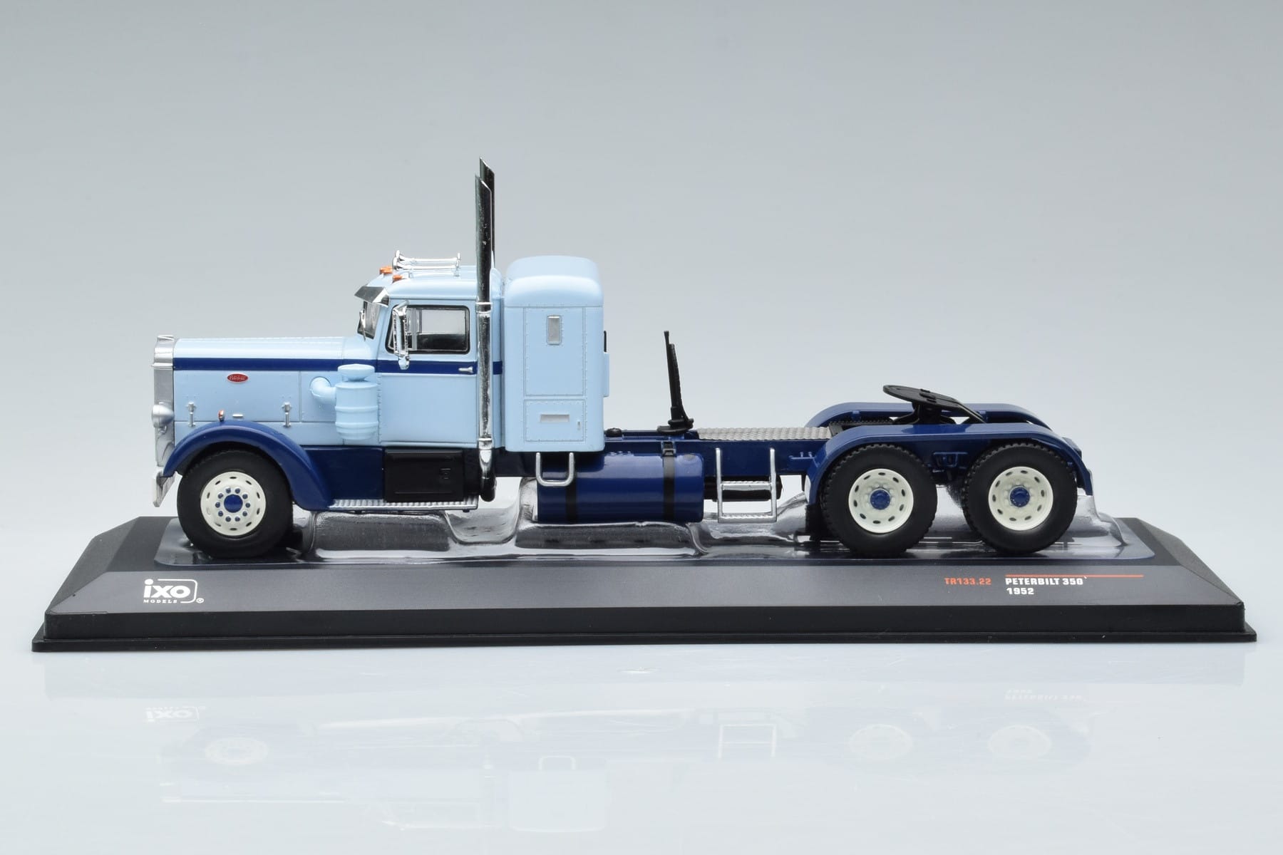 Peterbilt 350 Blue IXO 1:43 TR133 Diecast — photo 3 of 6
