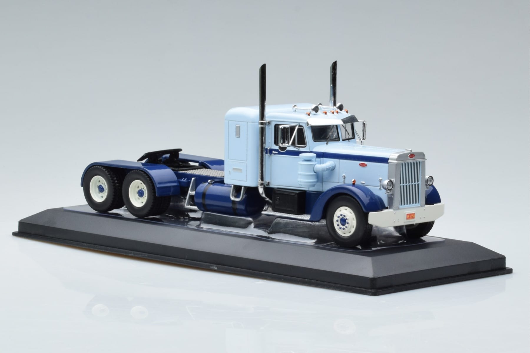 Peterbilt 350 Blue IXO 1:43 TR133 Diecast — photo 4 of 6