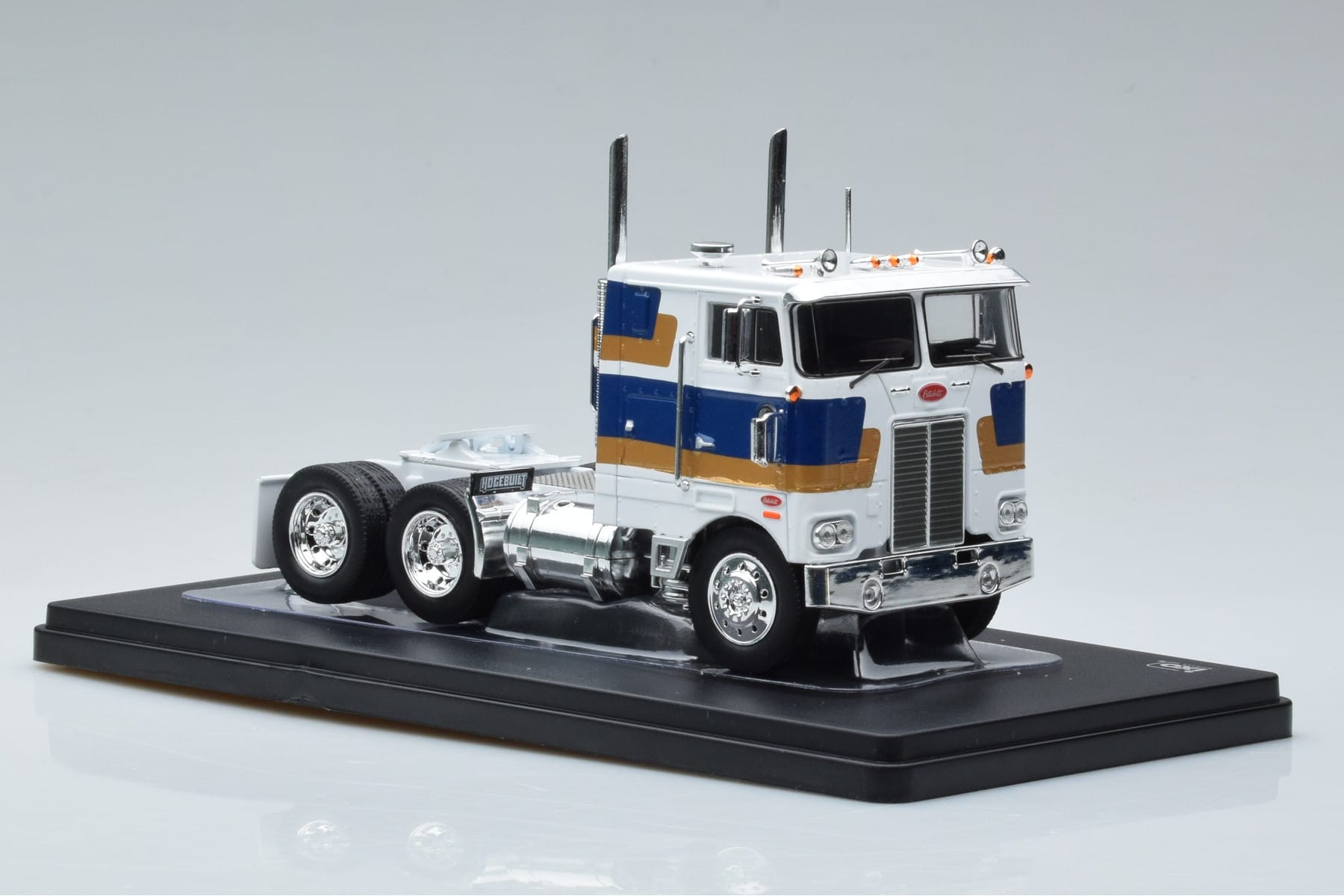 Peterbilt 352 H White IXO 1:43 TR078 Diecast — photo 4 of 6