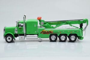 Peterbilt 359 Wrecker Road Service Green IXO 1:43 TTR031 Diecast — photo 3 of 5
