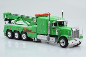 Peterbilt 359 Wrecker Road Service Green IXO 1:43 TTR031 Diecast — photo 4 of 5