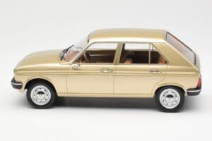 Peugeot 104 GR Beige Metallic Norev 1:18 184904 Diecast — photo 3 of 6