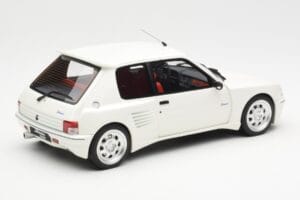 Peugeot 205 Dimma White Otto 1:18 OT681 Resin — photo 2 of 6