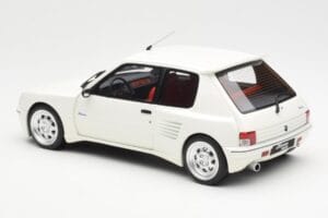 Peugeot 205 Dimma White Otto 1:18 OT681 Resin — photo 5 of 6