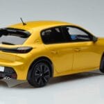 Peugeot 208 GT Line Yellow Otto 1:18 OT930 Resin - image 2 of 6