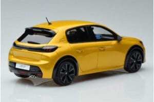Peugeot 208 GT Line Yellow Otto 1:18 OT930 Resin — photo 2 of 6