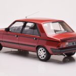 Peugeot 305 GTX Red Plaisir Otto 1:18 - image 5 of 6