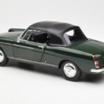Peugeot 404 Cabriolet Antique Green Limited Edition Norev 1:18 184829 - image 7 of 8