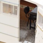 Peugeot 404 With Caravan Henon Norev 1:18 184837 Diecast - image 6 of 7