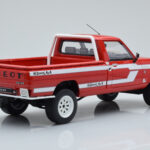 Peugeot 504 Dangel Pickup Red Otto 1:18 - image 2 of 6