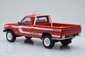 Peugeot 504 Dangel Pickup Red Otto 1:18 OT436 Resin — photo 5 of 6