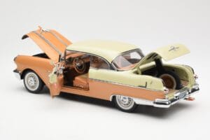 Pontiac Star Chief Hardtop Red White Sun Star 1:18 5043 Diecast — photo 5 of 8