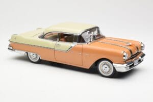 Pontiac Star Chief Hardtop Red White Sun Star 1:18 5043 Diecast — photo 6 of 8