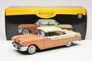 Pontiac Star Chief Hardtop Red White Sun Star 1:18 5043 Diecast — photo 8 of 8
