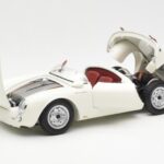 Porsche 550 Spyder 70 Years Edition White Schuco 1:18 450033300 - image 2 of 8