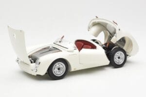Porsche 550 Spyder 70 Years Edition White Schuco 1:18 450033300 Diecast — photo 2 of 8