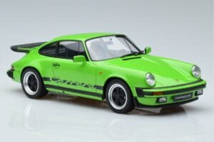 Porsche 911 3.2 Carrera Lime Green GT Spirit 1:18 GT740 Resin — photo 4 of 6