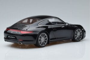 Porsche 911 991 Carrera 4 Black Edition GT Spirit 1:18 GT114 Resin — photo 2 of 6