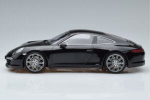 Porsche 911 991 Carrera 4 Black Edition GT Spirit 1:18 GT114 Resin — photo 3 of 6