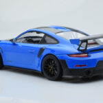 Porsche 911 GT2 RS 991.2 Weissach Package Blue Black Magnesium Wheels Minichamps 1:18 - image 5 of 6