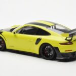 Porsche 911 991.2 GT2 RS Light Green With Black Magnesium Wheels Minichamps 1:18 - image 5 of 6