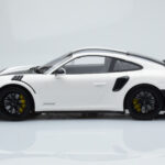Porsche 911 GT2 RS 991.2 Weissach Package White Black Magnesium Wheels Minichamps 1:18 - image 3 of 6