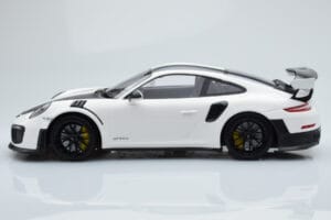 Porsche 911 GT2 RS 991.2 Weissach Package White Black Magnesium Wheels Minichamps 1:18 153068309 Diecast — photo 3 of 6