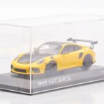 Porsche 911 991.2 GT3 RS Yellow Minichamps 1:43 - image 2 of 4