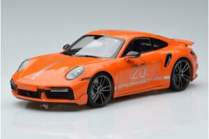 Porsche 911 992 Turbo S China 20th Anniversary Orange Minichamps 1:18 155069171