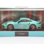 Porsche 911 992 Turbo S Mint Green Minichamps 1:43 - image 4 of 4