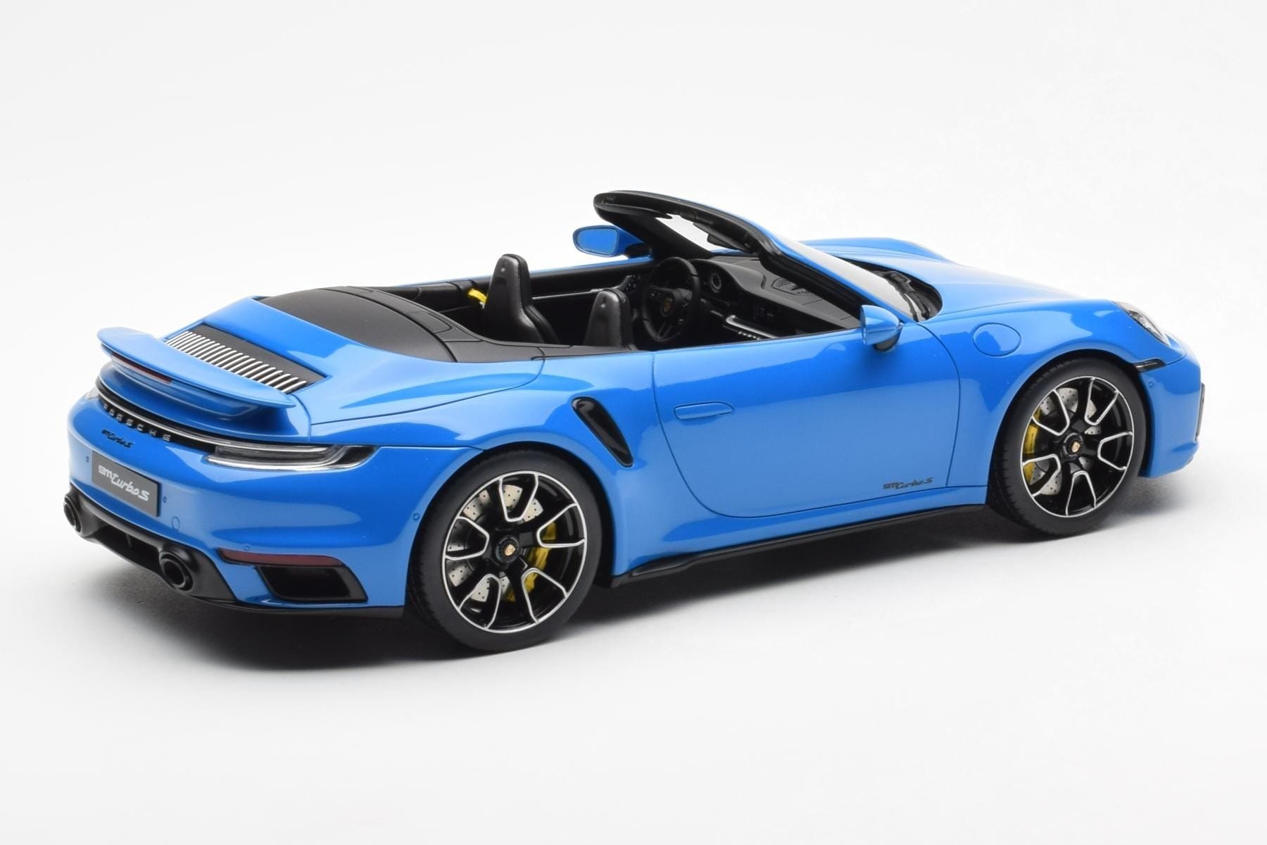 Porsche 911 992 Turbo S Shark Blue GT Spirit 1:18 GT441 Resin — photo 2 of 6