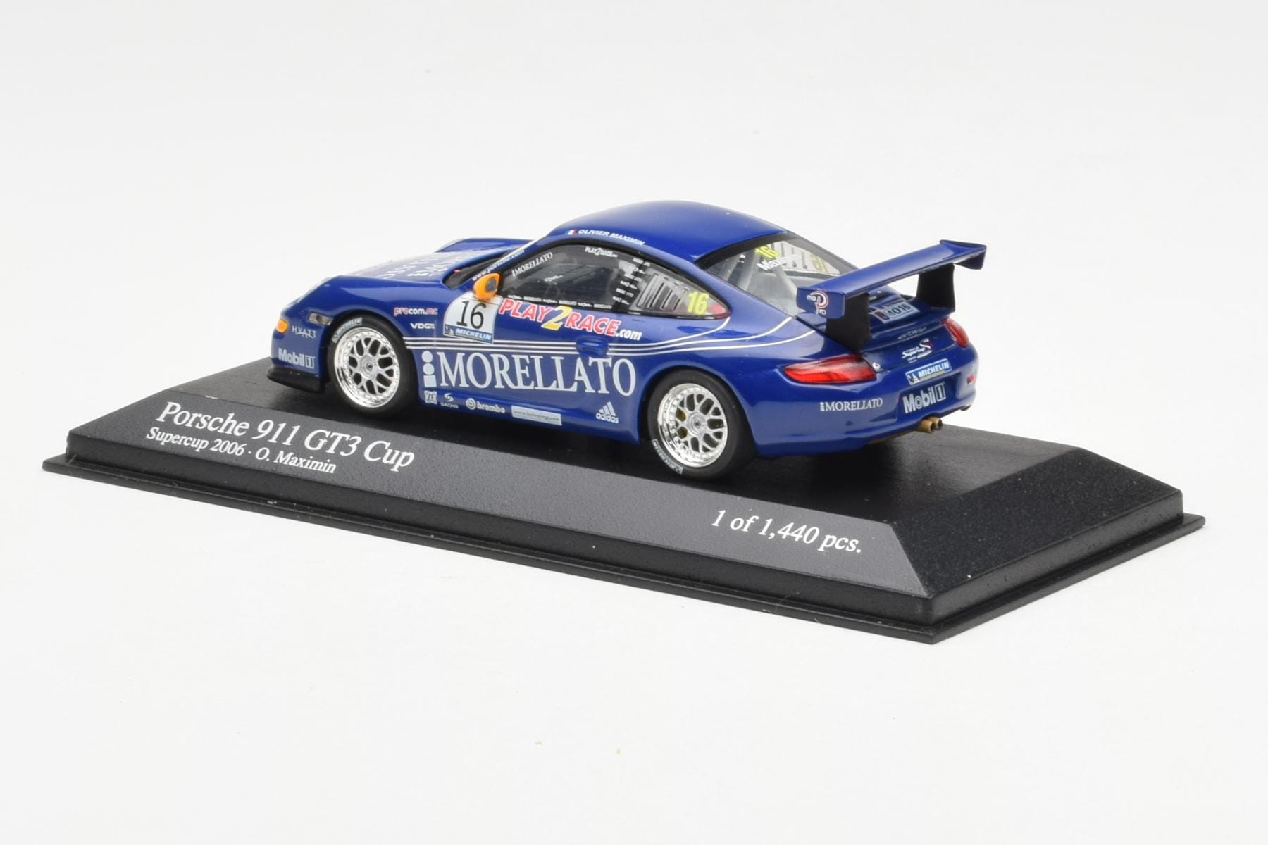 Porsche 911 996 GT3 Cup Team Morellato #16 O. Maximin Porsche Supercup 2006 Minichamps 1:43 400066416 Diecast — photo 3 of 4
