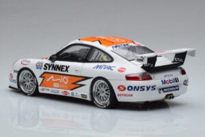 Porsche 911 996 GT3 R #1 C. Kwan Carrera Cup Asia 2004 AUTOart 1:18 80487 Diecast — photo 6 of 7