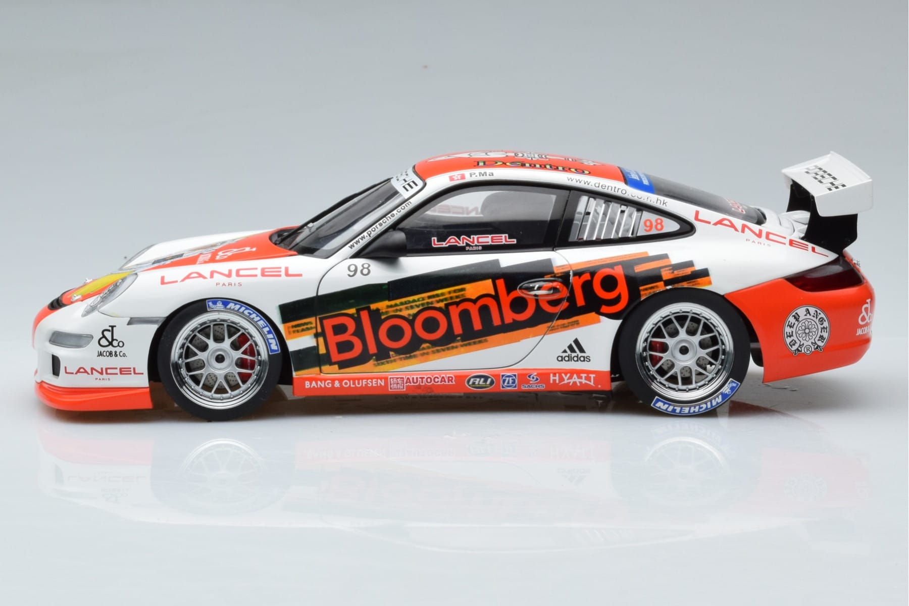 Porsche 911 997 GT3 Cup #98 P. Ma Carrera Cup Asia 2006 AUTOart 1:18 80689 Diecast — photo 4 of 7