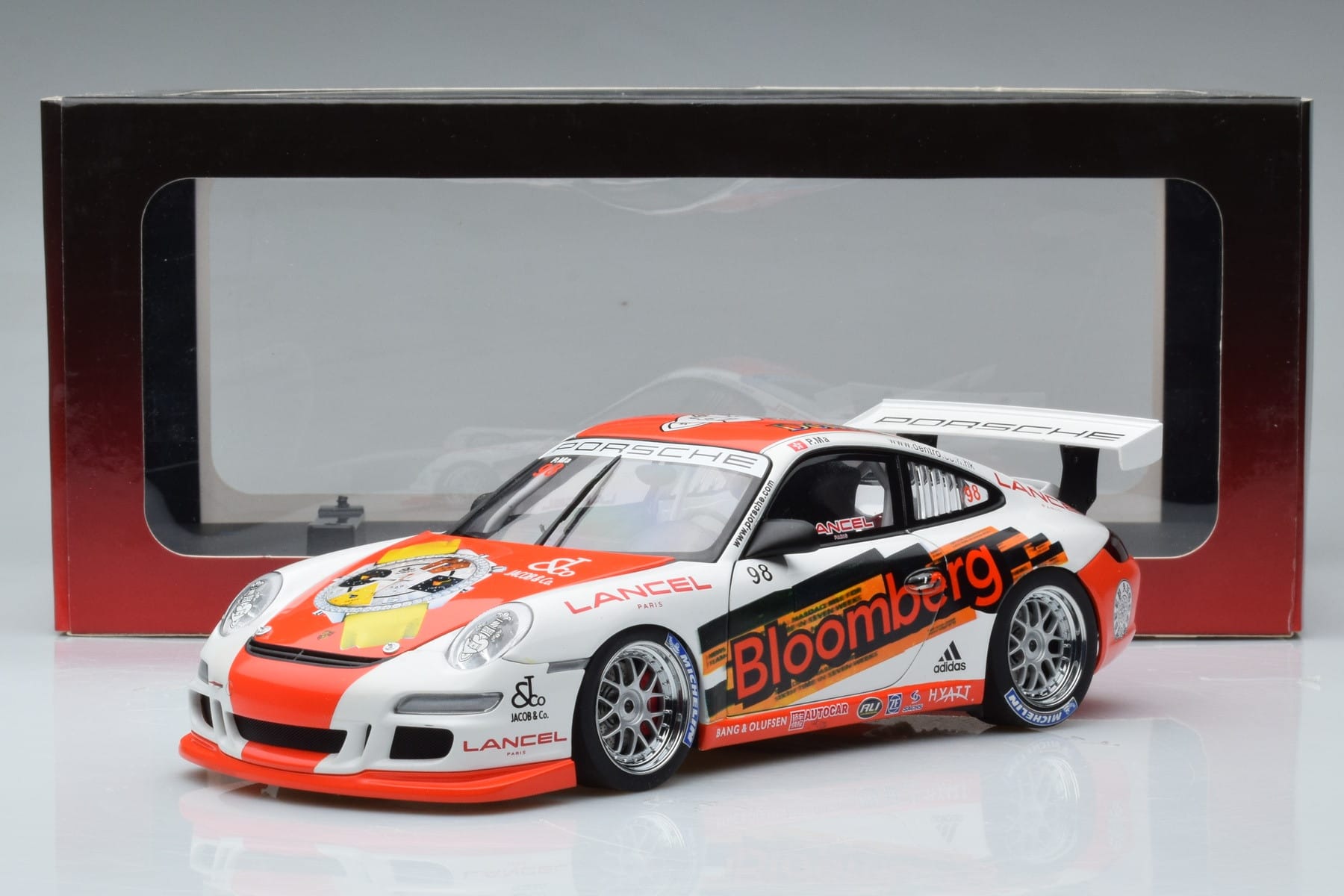 Porsche 911 997 GT3 Cup #98 P. Ma Carrera Cup Asia 2006 AUTOart 1:18 80689 Diecast — photo 7 of 7