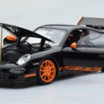 Porsche 911 997 GT3 RS Black AUTOart 1:18 - image 2 of 8