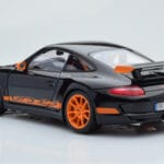 Porsche 911 997 GT3 RS Black AUTOart 1:18 - image 7 of 8