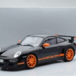 Porsche 911 997 GT3 RS Black AUTOart 1:18 - image 8 of 8