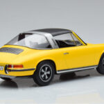 Porsche 911 E Targa Norev 1:18 - image 3 of 7
