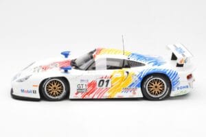 Porsche 911 GT1 #1 A. McNish / R. Sullivan / U. Alzen Rohr Motorsport Daytona 24 Hours 1998 UT Models 1:18 39611 Diecast — photo 3 of 6