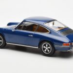 Porsche 911 S 901 Blue Norev 1:18 - image 5 of 6