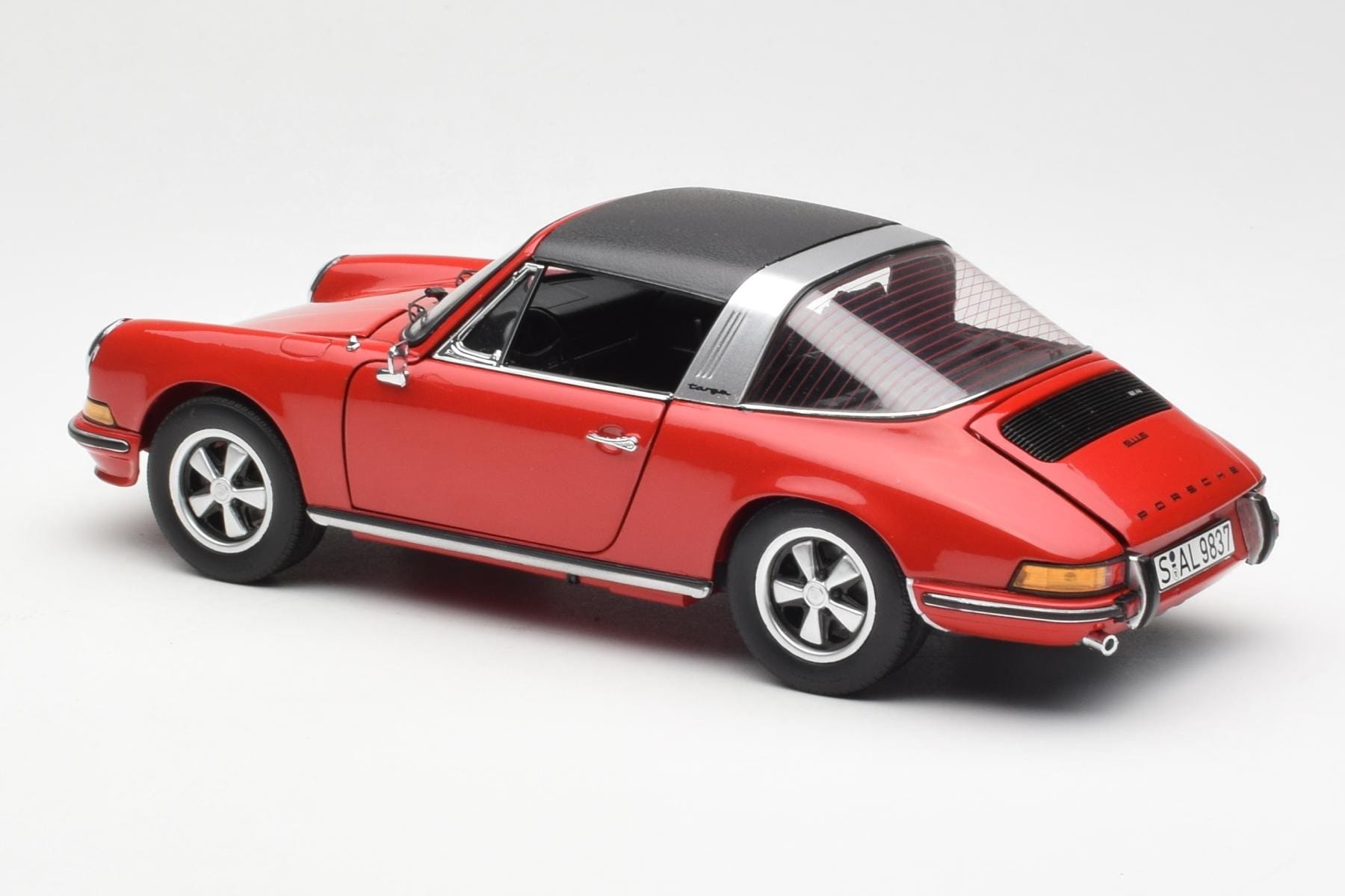 Porsche 911 Targa S Red Schuco 1:18 450036200 Diecast — photo 8 of 9
