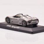 Porsche 918 Spyder Grey Metallic Minichamps 1:43 - image 3 of 4