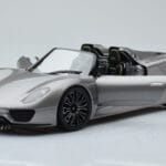 Porsche 918 Spyder Prototype Grey Metallic Minichamps 1:18 - image 2 of 7