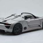 Porsche 918 Spyder Prototype Grey Metallic Minichamps 1:18 - image 3 of 7