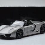 Porsche 918 Spyder Prototype Grey Metallic Minichamps 1:18 - image 7 of 7