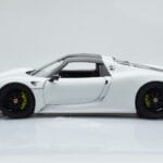 Porsche 918 Spyder Weissach Package White With Black Wheels Minichamps 1:18 - image 5 of 9