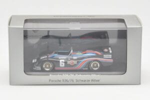 Porsche 936/76 Martini #6 Schwarze Witwe Minichamps 1:43 WAP02000518 Diecast — photo 4 of 4